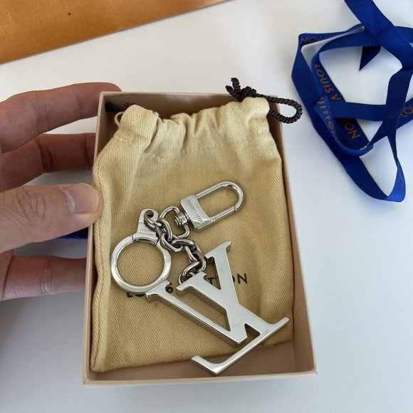Louis Vuitton Key Chain - Purse Charm - Phone Charm - Picture 2 of 7